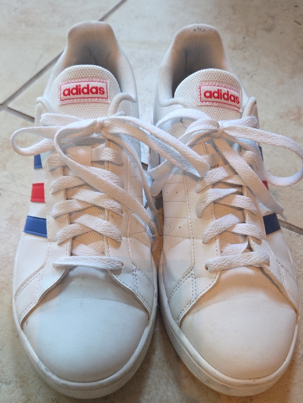 adidas White Low-Top Sneakers with Blue and Red Stripe Accents
